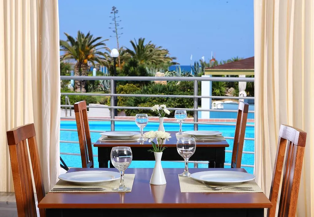 Santa Marina Beach Gazi Resort