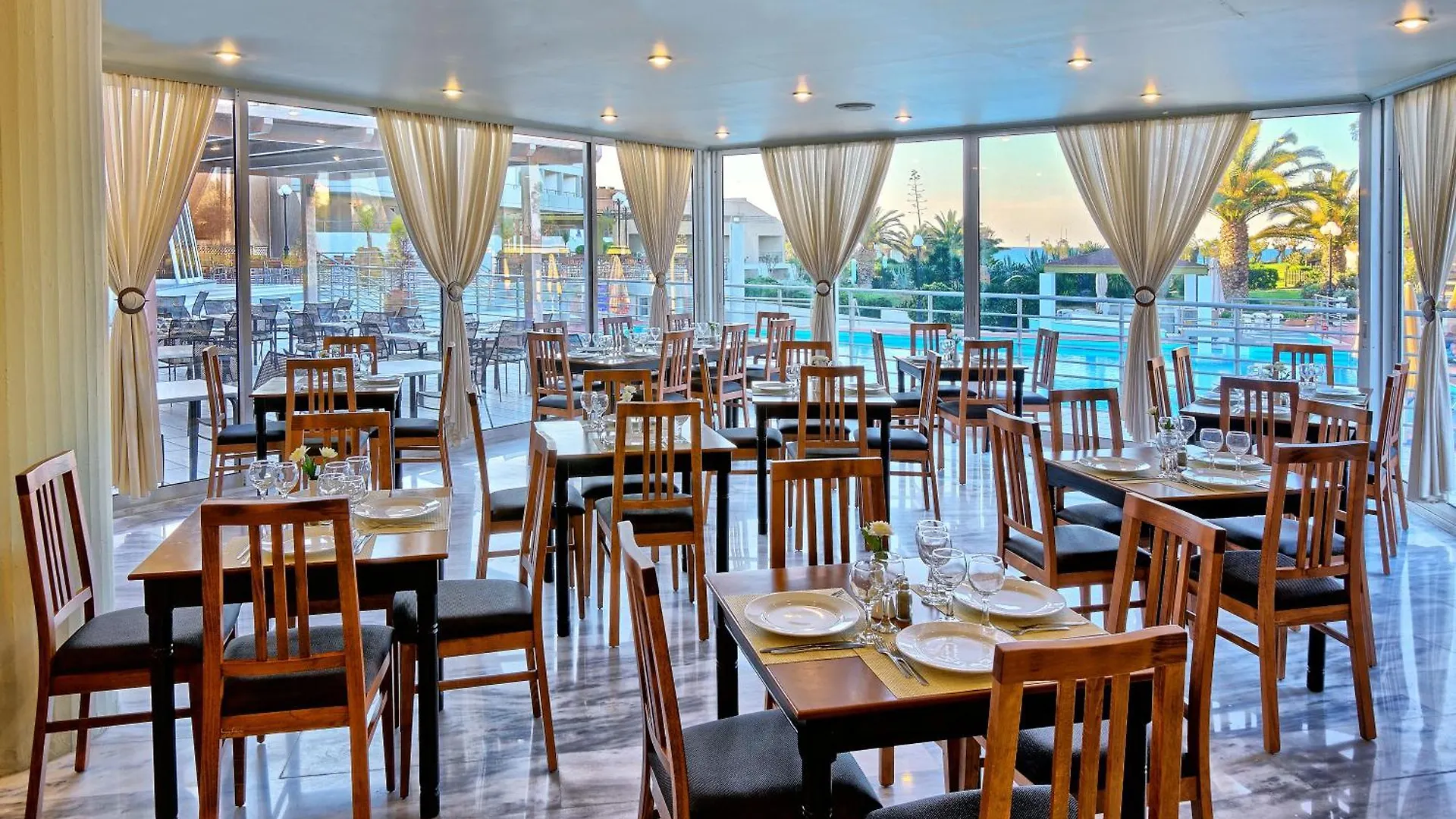 Resort Santa Marina Beach Gazi
