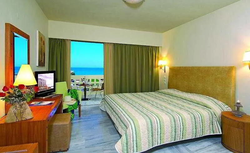 Santa Marina Beach Gazi Resort